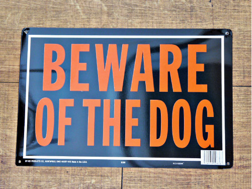アメリカンサインボード 「BEWARE OF THE DOG」 （猛犬注意！） メタル
