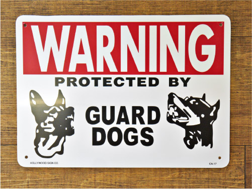 アメリカンサインボード　「WARNING GUARD DOGS」